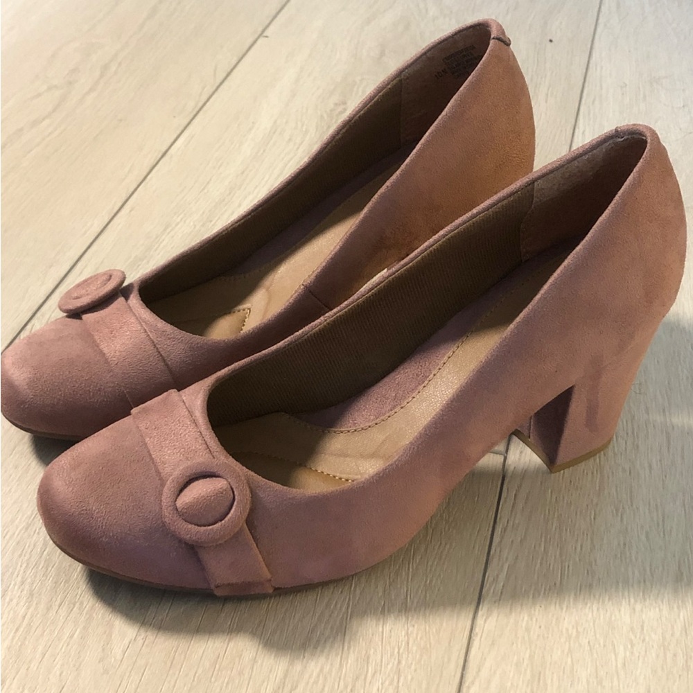 Eurosoft Mauve Heels with Button Detail - Picture 3 of 6